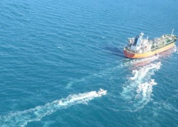 علت توقیف کشتی کره‌ای فنی است