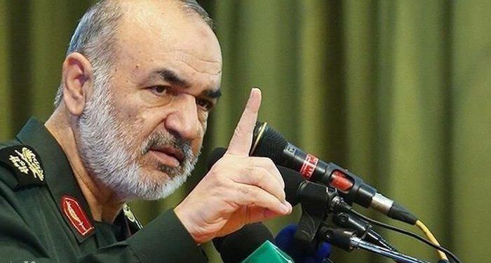 فرمانده سپاه: هر عمل دشمن را قاطع پاسخ میدهیم