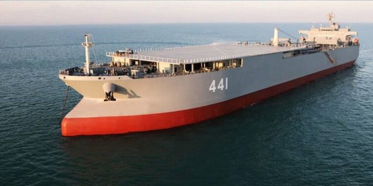 بزرگترین ناو نظامی ایران رونمایی شد