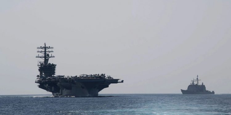 موشکهای ایرانی در یکصد مایلی ناو آمریکایی فرود آمدند