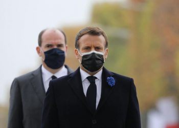 فرانسه در آستانه قرنطینه سوم، نگران از شورش اجتماعی