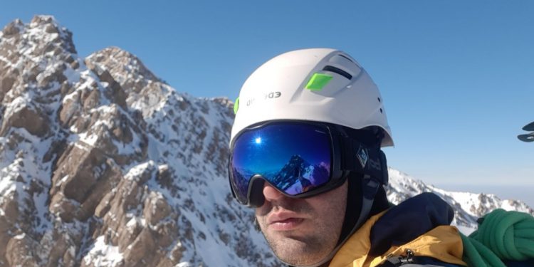 بخشی از خط الراس اشترانکوه در یک روز پیمایش شد