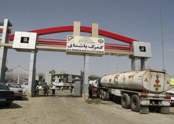 باشماق ظرفیت خروج تانکرهای دپو شده در مرز تمرچین را ندارد