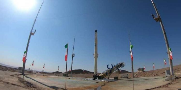ایران ماهوارهبر ذوالجناح را با موفقیت به فضا پرتاب کرد
