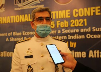 نیازی به حضور نیروهای فرامنطقه‌ای برای امنیت دریانوردی نیست