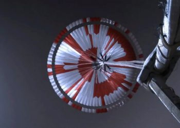 پیام مخفی ناسا در چتر استقامت رمزگشایی شد