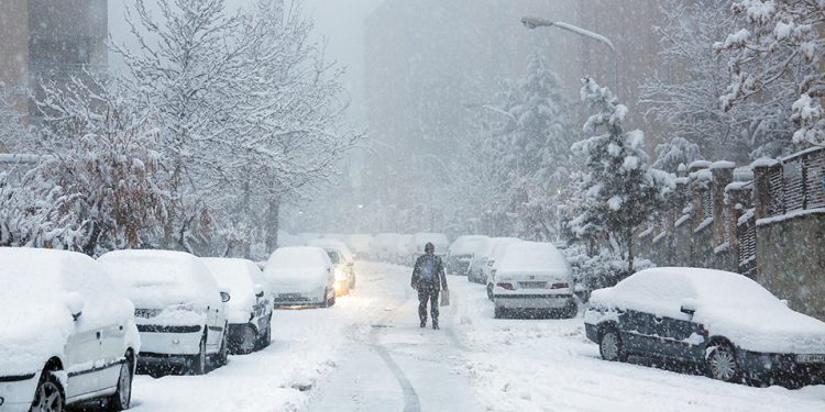 شدار وقوع بهمن و احتمال لغو پروازها در چهار استان