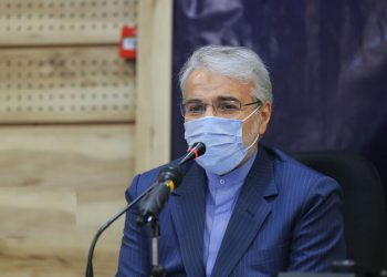 مجلس لایحه دولت را برای افزایش حقوق بازنشستگان در دستور کار قرار دهد