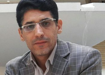 «چهل یادداشت» منتشر شد