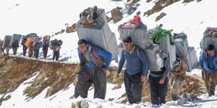 جهانگیری: کولبری مسئله ای دردآور است