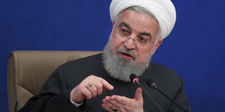 روحانی: سفر به شهرهای قرمز و نارنجی ممنوع است