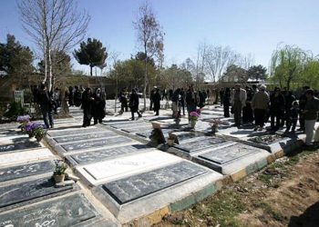 کرونای انگلیسی در کشور رو به افزایش/ پرهیز از تجمع در آرامستان‌ها در پنج‌شنبه آخر سال