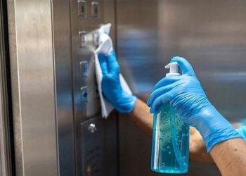 رعایت بهداشت سطوح را در مقابله با کرونا ادامه دهید