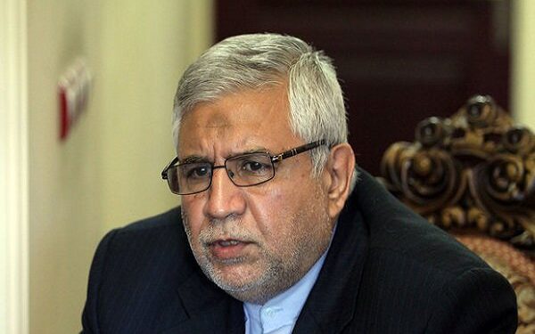 ایران به کمتر از لغو تحریم‌ها راضی نمی‌شود