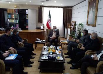 کشت جایگزین راهی برای افزایش درآمد کشاورزان است