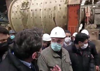 گلایه کارگران به قالیباف نسبت به حقوق عقب مانده ۸ ماهه خود