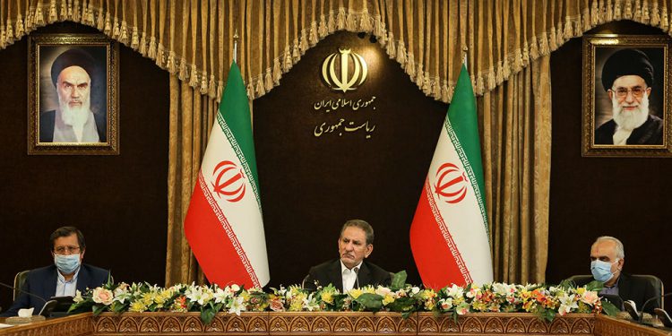 برگزاری جلسه ستاد تنظیم بازار با حضور جهانگیری