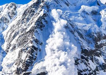 احتمال وقوع بهمن در ارتفاعات البرز و شمال غرب کشور