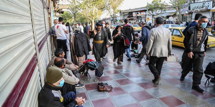اصناف نهایت همکاری را با ستاد کرونای استان کردستان دارند