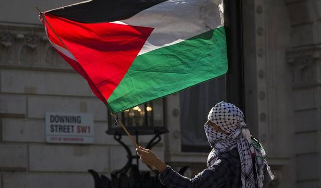 حماس: تعویق انتخابات فلسطین یک کودتا است