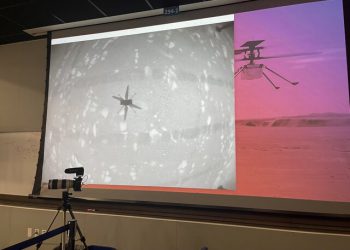 پرواز تاریخی بالگرد “نبوغ” بر سطح مریخ