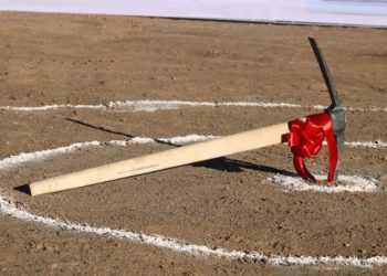 کلنگ ساخت ۵۲ واحد مسکن مددجویان در سقز به زمین زده شد