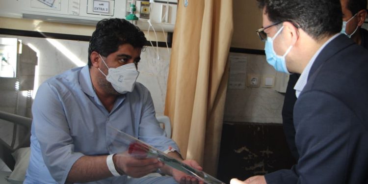 کارگران، سربازان خط مقدم تولید و توسعه هستند