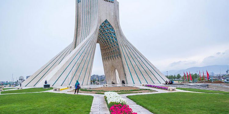 ۵۹۲ نفر نامزد انتخابات ریاست جمهوری ایران شدند