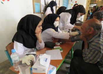 اردوی جهادی گروه «نهال امید» در روستای آویهنگ برگزار می‌شود.