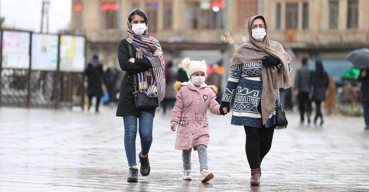 واکسیناسیون کرونای فعالان گردشگری باید در اولویت قرار بگیرد