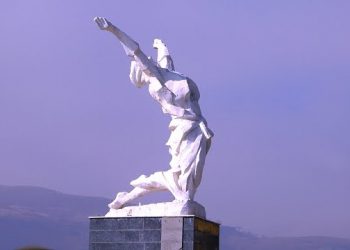 برنامه ریزی های توسعه ی کردستان باید مبتنی بر نگاه فرهنگی باشد