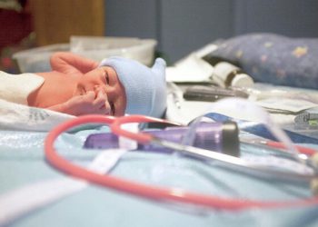 اشتغال به تحصیل ۱۳۸ دانشجوی رشته مامایی در کردستان