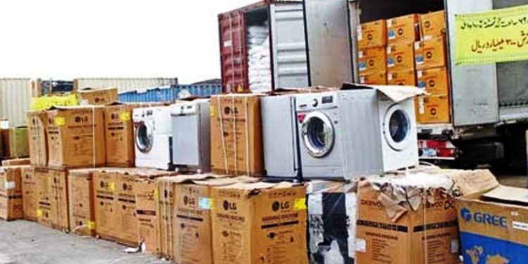 قاچاق در کشور نباید بە نام کردستان تمام شود