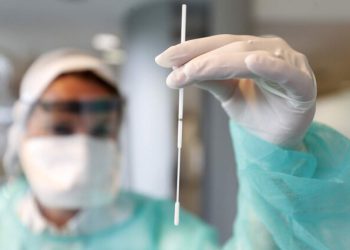 روزانه بیش از ۸۰۰ تست کرونا در کردستان انجام می‌شود