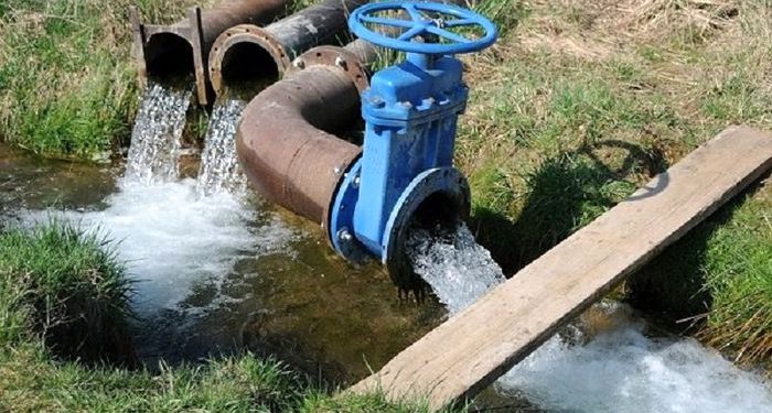 هیچ آبی از کردستان به استان‌های دیگر نمی‌رود