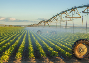 لزوم بهره‌مندی از تحولات فناوری به ویژه فناوری‌های ارتباطی در حوزه کشاورزی