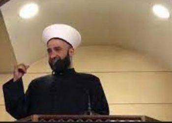 انتقاد تند خطیب اهل سنت لبنان از مخالفان وارد کردن سوخت از ایران