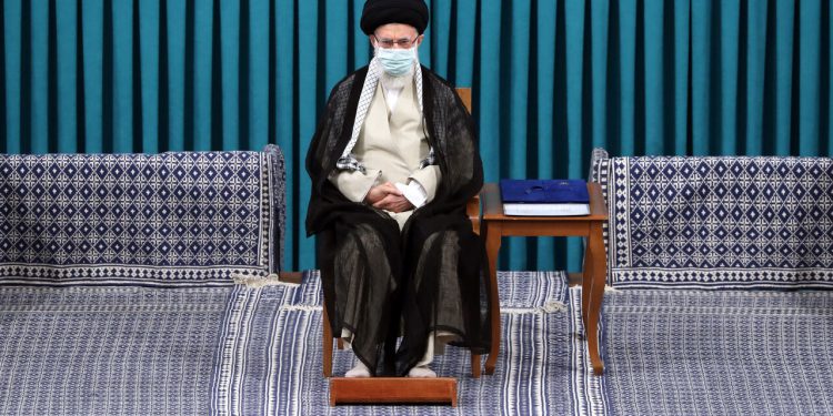 رهبر معظم انقلاب: شرایط کشور اقتضا نمی‌کند تشکیل دولت به تاخیر بیفتد