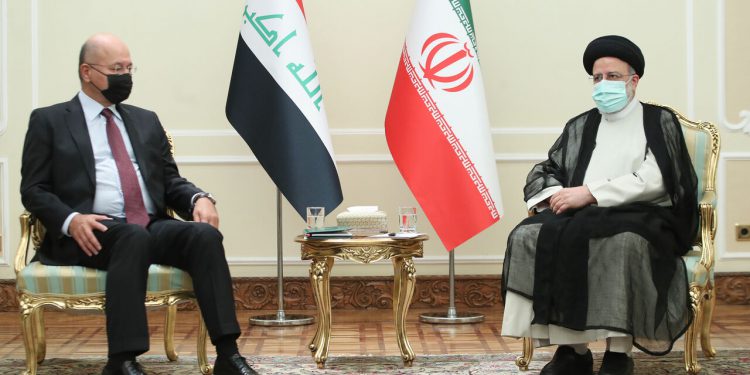 آیت الله رئیسی در دیدار با رئیس جمهور عراق : جمهوری اسلامی ایران خواهان عراق قوی و مقتدر است