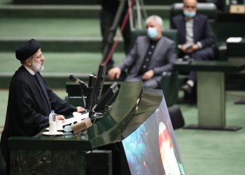 رییس جمهوری: برگشت اعتماد مردم، در گرو عمل دولت به وعده‌ها است