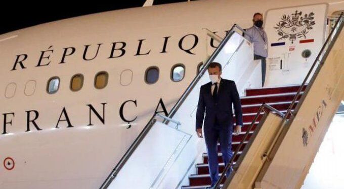 مکرون برای شرکت در نشست بغداد وارد عراق شد