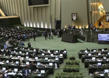 نشست غیرعلنی مجلس برای بررسی تحولات افغانستان/ سردار قاآنی: آمریکا مفتضحانه افغانستان را ترک کرد