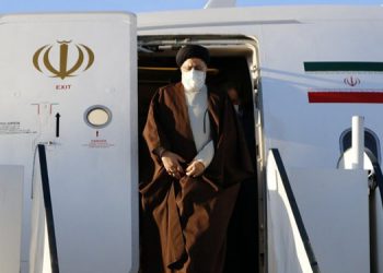 آیت الله رئیسی در سفری اعلام نشده وارد استان سیستان و بلوچستان شد