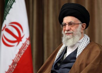 در پی بازگشت ناوگروه ۷۵ نیروی دریایی از دریانوردی پهنه اطلس: رهبر انقلاب بازگشت مقتدرانه ناوگروه نیروی دریایی را تبریک گفتند