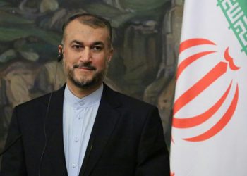 وزیر امور خارجه: اعتمادی به رفتار آمریکایی‌ها نداریم/ پرونده شهید سلیمانی بسته نشده