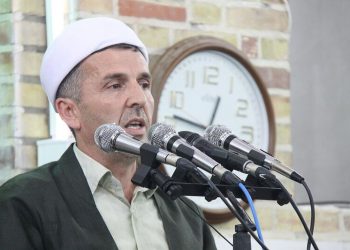 امام جمعه مهاباد:جوامع اسلامی و مسلمانان جهان باید وحدت را در عمل معنا کنند