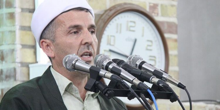 امام جمعه مهاباد:جوامع اسلامی و مسلمانان جهان باید وحدت را در عمل معنا کنند