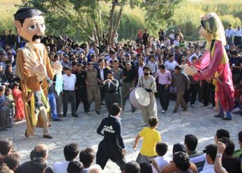 آغاز پانزدهمین جشنواره تئاتر خیابانی مریوان