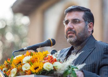 وزیر ارشاد: مرکز سرود و آهنگ‌های انقلابی راه‌اندازی می‌شود