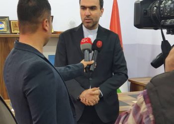 سرکنسولگری جمهوری اسلامی ایران – سلیمانیه عراق: امضای قرارداد همکاری میان جمعیت قربانیان شیمیایی حلبچه و شرکت روشا سفر بصیر